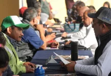 Roberto Cabrera sostiene encuentro ciudadano en la colonia Sagrado Corazón