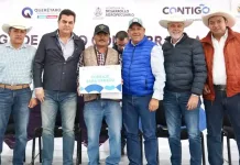 Entregan 107 toneladas de forraje al sector pecuario en TX