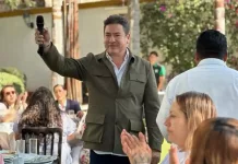 Ricardo Astudillo arranca en SJR campaña al II Distrito Federal en desayuno con mujeres