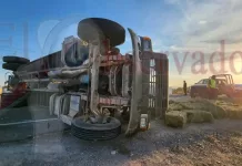 Volcadura de camión de SEDENA, hay lesionados