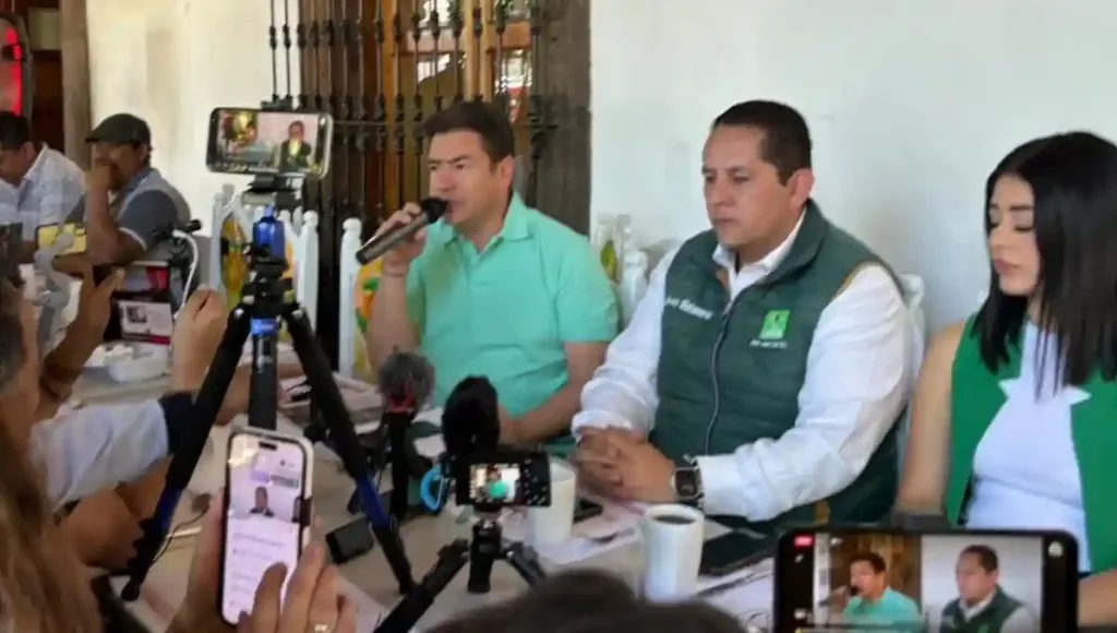 Más de 21 mil personas han conocido sus propuestas a 13 días de haber iniciado campaña en San Juan del Río y Amealco