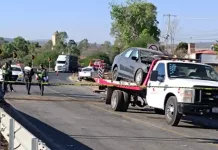 Choque vehicular deja un muerto en la carretera estatal 120