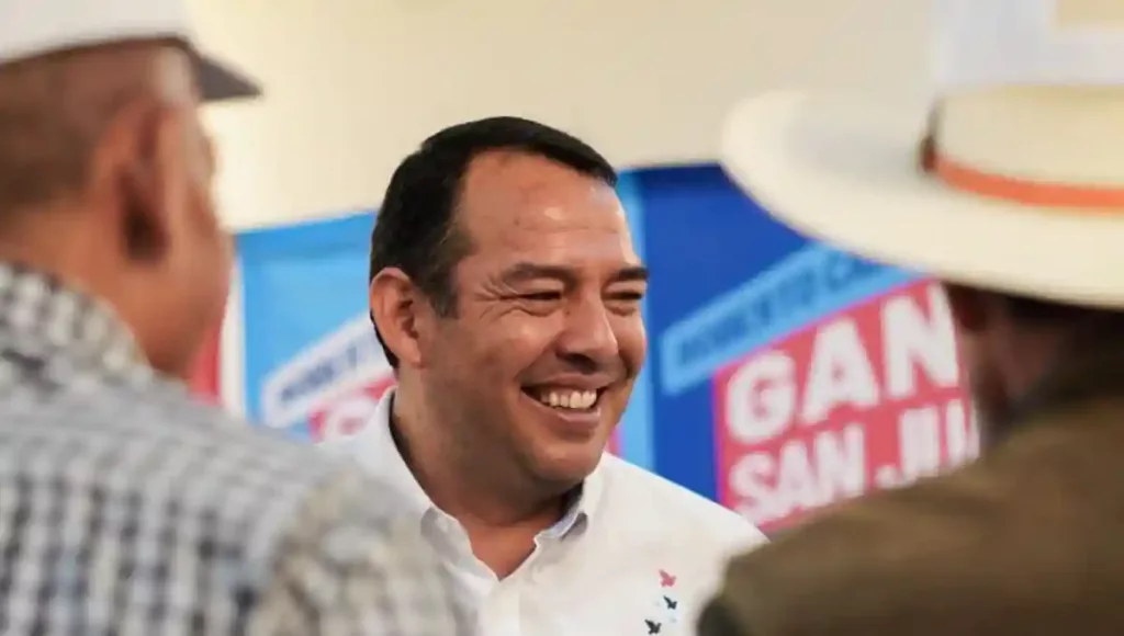 El candidato del PAN a la Presidencia Municipal de San Juan del Río, Roberto Cabrera Valencia, destacó que se destinarán más herramientas e inversión al campo sanjuanense.