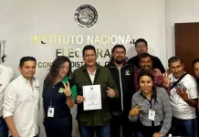 Recibe Ricardo Astudillo constancia de mayoría con más de 82 mil votos