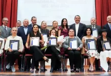 Roberto Cabrera participa en la Premiación del Profesionista del Año 2024 de FECAP San Juan del Río