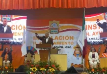 Oscar Pérez Martínez, rinde Protesta como presidente Municipal de Amealco