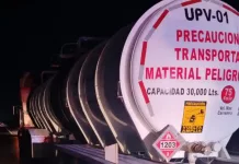 Aseguran pipa con hidrocarburo de procedencia posiblemente ilícita