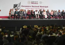 Presente Mauricio Kuri en el Encuentro Nacional Municipal
