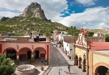 Anuncian festejos por el 20 aniversario del nombramiento de Bernal como Pueblo Mágico