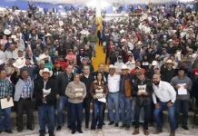 Realizan la entrega de apoyos por sequía a productores del campo