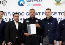 Mauricio Kuri rinde homenaje a la Policía Estatal