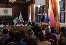 Roberto Cabrera entrega el reconocimiento “Sara Pérez Romero” a mujeres por su labor a favor de la igualdad y sus derechos