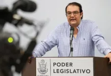 Hay apertura para aprobar solicitud de empréstito para Cadereyta, señala Memo Vega