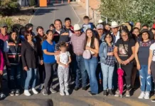 Entrega Roberto Cabrera rehabilitación de avenida en Puerta de Palmillas con una inversión de 2.1 mdp