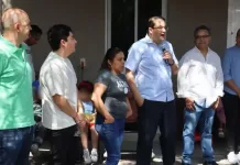 Recorre Memo Vega comunidades con motivo del Día de la Niñez