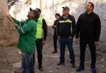 Roberto Cabrera supervisa trabajos de Servicios Públicos en la colonia El Sagrado Corazón