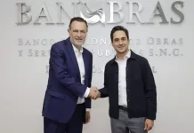 Presenta Gobernador carpeta de proyectos a titular de BANOBRAS