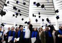 Encabeza Mauricio Kuri ceremonia de titulación de trabajadores del Poder Ejecutivo del Estado de Querétaro