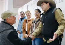 Impulsan mejora en viviendas con entrega de tinacos subsidiados en Pedro Escobedo