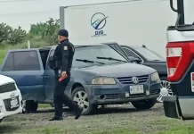 Persecución policiaca termina con la detención de supuestos “rateros” de transporte pesado