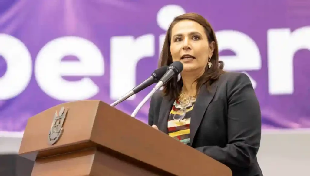 En Querétaro sí: apoyamos con becas a más jóvenes universitarios