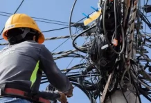 Arrancan programa de retiro de cables en desuso, caídos y en mal estado