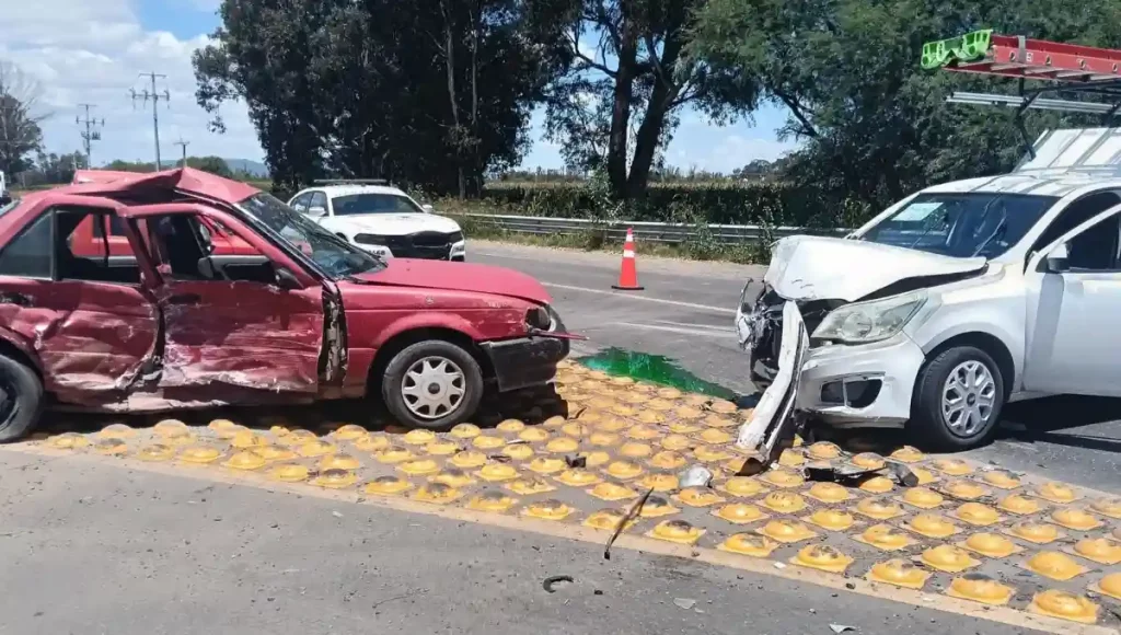 El accidente se registró en la carretera 120 a la altura de la entrada a la comunidad de Senegal de las Palomas.