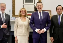 Participa Mauricio Kuri en mesa redonda con miembros de Council of the Americas