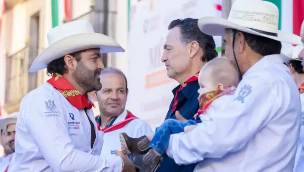 Acto que evoca la memoria viva de aquellos quienes con su voz y sangre dieron patria y libertad.