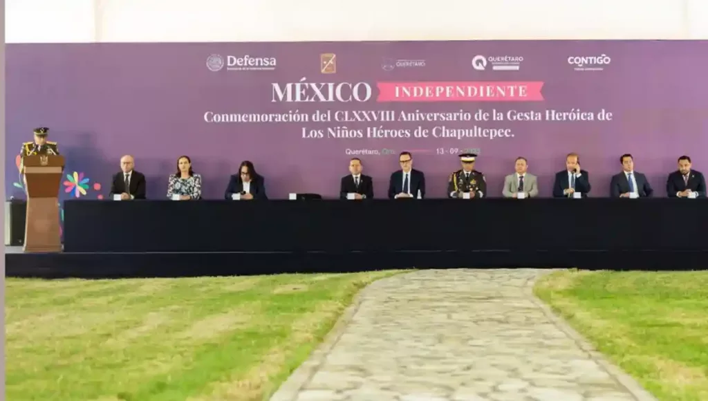 Se reconoció la valentía de los Niños Héroes, quienes sacrificaron su vida para defender la soberanía de México.