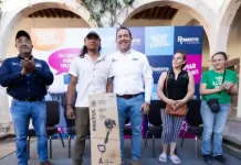 Encabeza Roberto Cabrera entrega de artículos a bajo costo en Cerro Gordo