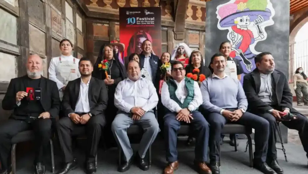 El alcalde sanjuanense, Roberto Cabrera Valencia, informó que el festival cuenta con una oferta de 45 eventos; entre ellos, los concursos de Plañideras y Catrinas, así como la Marcha de los Muertos.