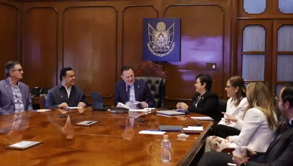 Presenta Gobernador balance de acciones por la contingencia pluvial; reporta el restablecimiento al 100% del suministro de energía eléctrica.Ninguna comunidad se encuentra incomunicada.