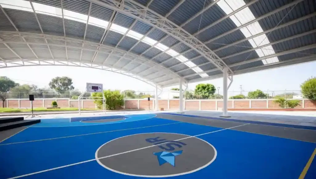 A la fecha, suman más de 71 instituciones educativas en las que el Gobierno Municipal de San Juan del Río ha llevado a cabo obras en beneficio de su comunidad escolar.