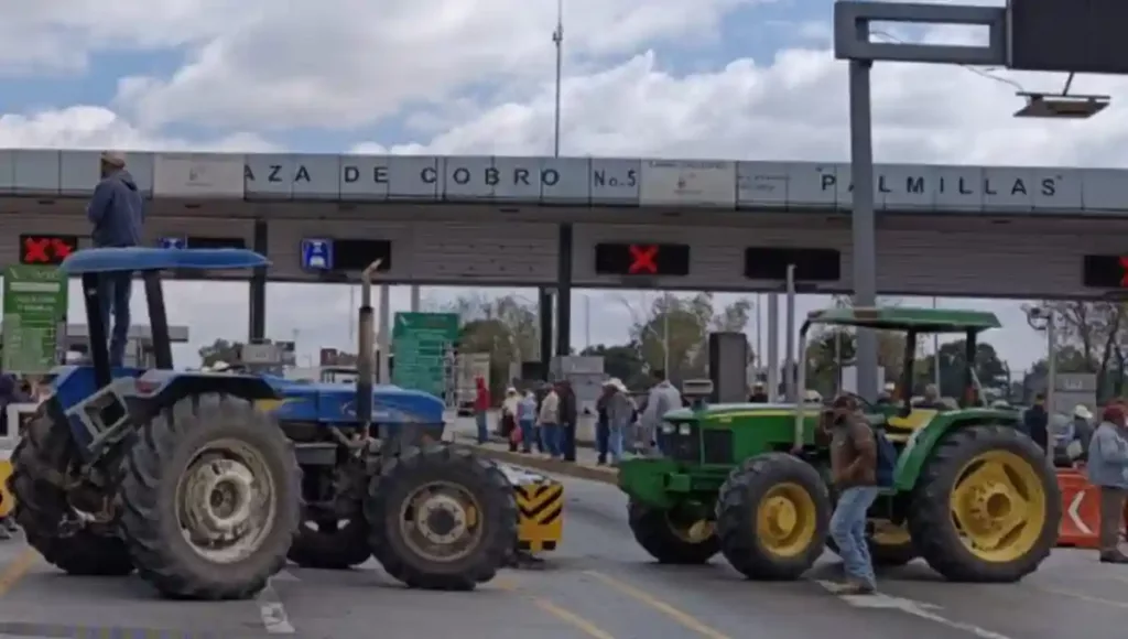 El acuerdo se dió luego de los bloqueos que se registraron en las carreteras, por lo que la federación entregara un apoyo de 800 pesos y el estado de 150 pesos por tonelada de maíz.