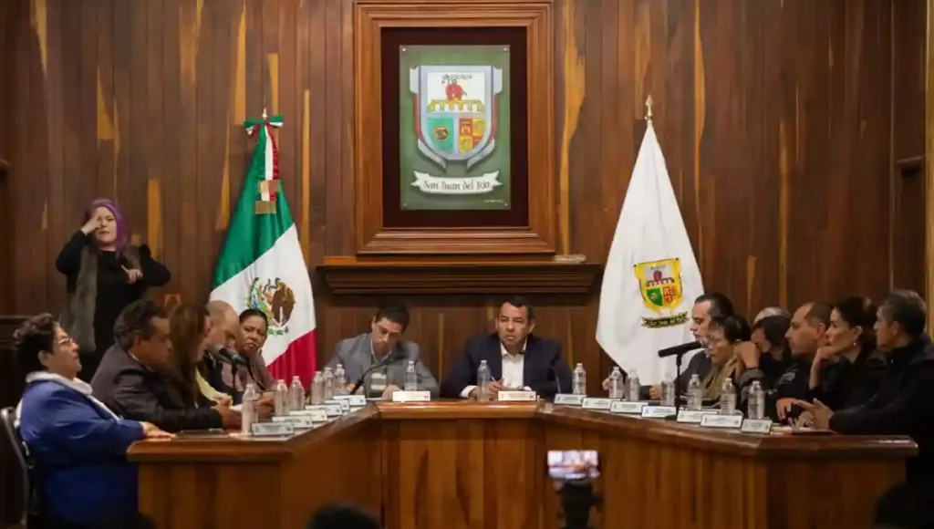 El proyecto plantea un monto de mil 895 millones de pesos y representa un incremento de 17.8 por ciento con respecto a la Ley de Ingresos 2025, que ascendió a mil 608 millones de pesos.