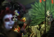 Realizan la Marcha de los Muertos 2025 y Concurso de Disfraces en San Juan del Río