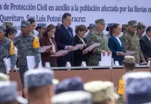 Reconocen a militares y civiles que auxiliaron a afectados por lluvias de octubre