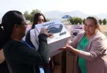 SEDESOQ entrega apoyos del Programa Coinversión Social