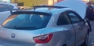 Aseguran auto aparentemente relacionado con un robo, hay dos detenidos
