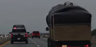 Participan más de 2 mil 500 vehículos en Caravana Migrante, hoy empiezan su recorrido con destino a localidad.