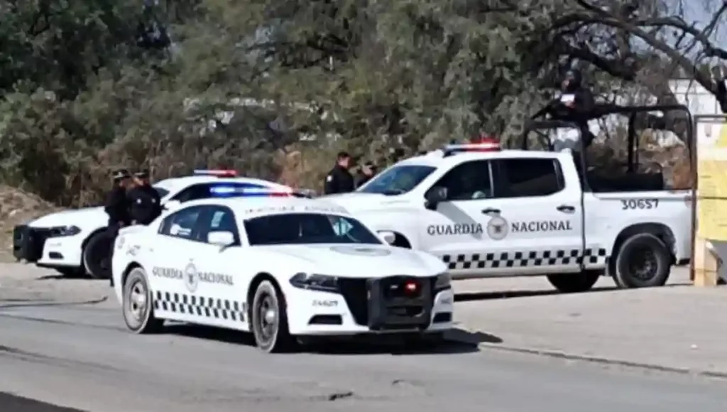 El predio se ubica en la comunidad Santa Cruz Escandón, dónde personal de Guardia Nacional, aseguró una bodega y en su interior vehículos y mercancía robada.