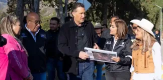 Entrega Gobernador modernización del camino Derramadero de Bucareli-Puerto Derramadero