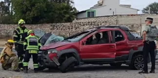 Volcadura en la 57 deja un lesionado de gravedad