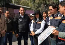 Entrega Roberto Cabrera rehabilitación de calle 5 de Mayo con una inversión de más de 4.8 mdp