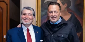 Se reúne Mauricio Kuri con el Embajador de México en Corea