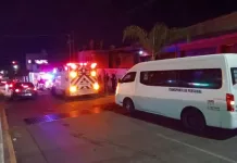 Unidad de transporte de personal atropella a un masculino