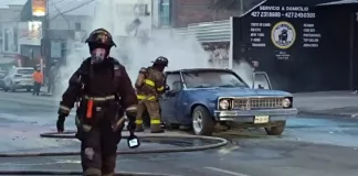 Incendio de vehículo moviliza a cuerpos de emergencia