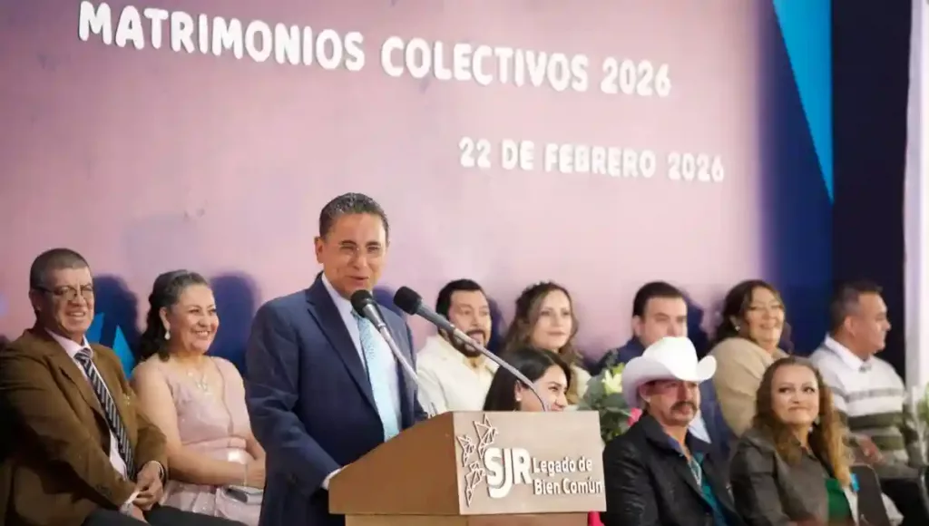 Los contrayentes estuvieron acompañados por sus seres queridos, quienes fueron testigos de este paso trascendental que busca fortalecer el tejido social.