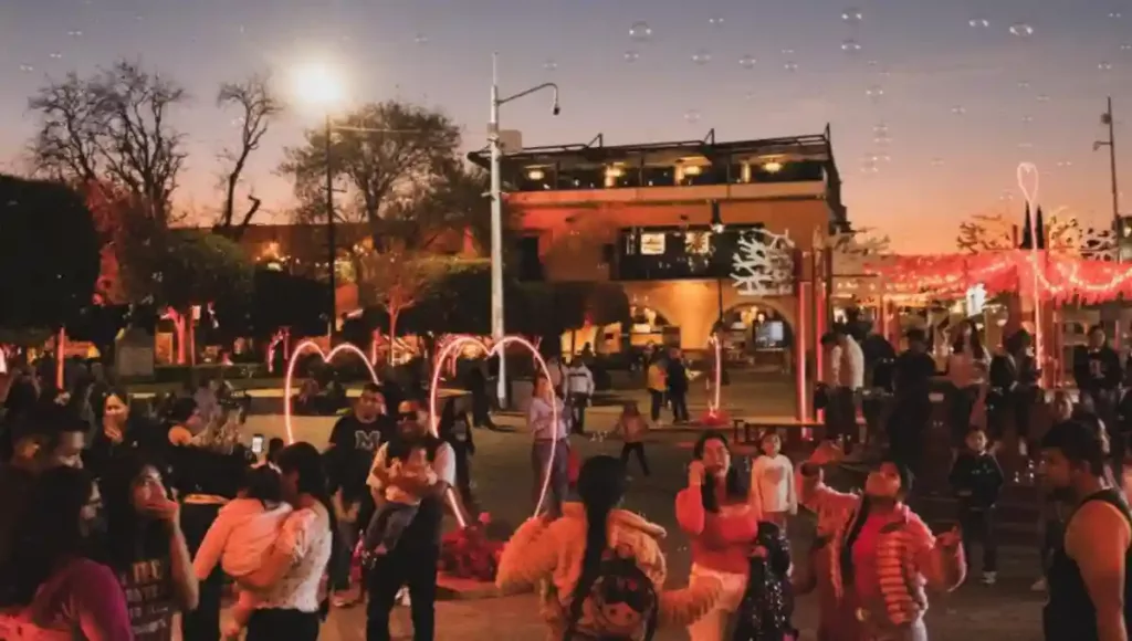 Más de 85 mil visitantes nacionales y extranjeros que disfrutaron durante diez días de actividades culturales, artísticas y gastronómicas.